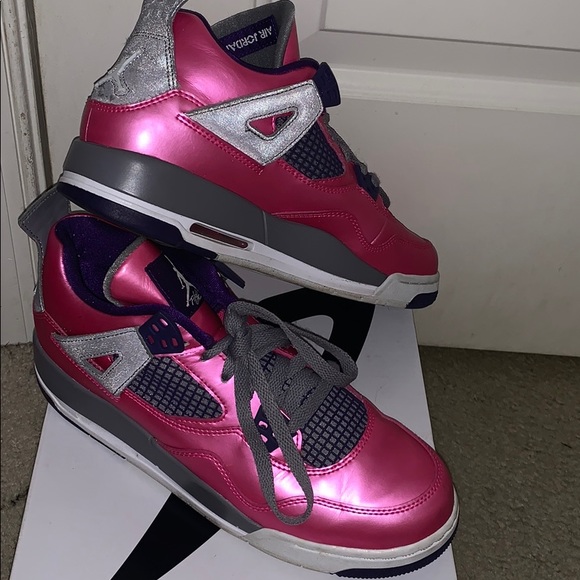 pink and purple 4s